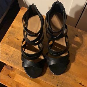 Bamboo straps heeled sandals